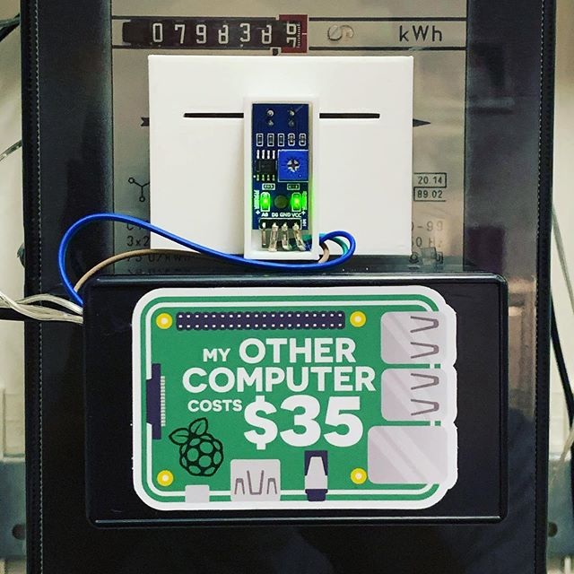 Implemented simple readers for #powermeter and #gasmeter using an #esp8266 with two #tcrt5000 sensors
the #esp is running #tasmota to read and send the impulses via #mqtt to #iobroker
cheap and easy project for less than 3€
#smartmeter #smarthome #nodered #stromzähler #gaszähler #electricmeter #electricitymeter #electricitymeterproject #diy #keepitstupidsimple #3dprinting #anycubici3mega #nodemcu #thingiverse thing:2668168 thing:3923960.