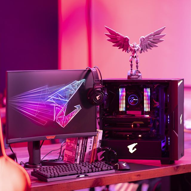 מה אתם אומרים על הסטייל של העמדה? 😍
https://www.gigabyte.com/Motherboard/X299X-DESIGNARE-10G-rev-10#kf
https://www.aorus.com/AORUS-RGB-Memory-16GB--2x8GB-3600MHz--With-Demo-Kit
https://www.aorus.com/product-detail.php?p=1306&t=89&t2=&t3= 
#curvedmonitors #monitor #gamingmonitor #curved #gaming #monitors #curvedmonitor #curvemonitor #1500R
#x299x #intel #Intelx299x #x299xmobo #gamingmotherboards #motherboard #gigabytemotherboard
#pcgamingsetup #pcgamer #custompc
#AORUS #GIGABYTE #TeamUpFightOn.